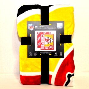 Logo Brands NFL Kansas City Chiefs 60"x70" Plush Blanket -Model #616-27S-25S